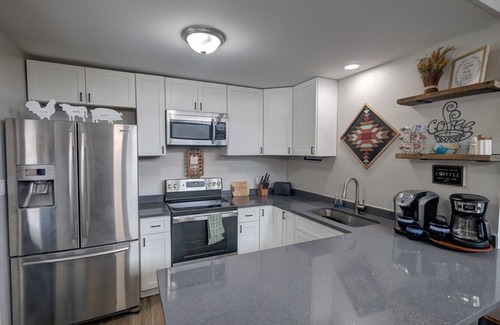 Questa House | Red River Retreat