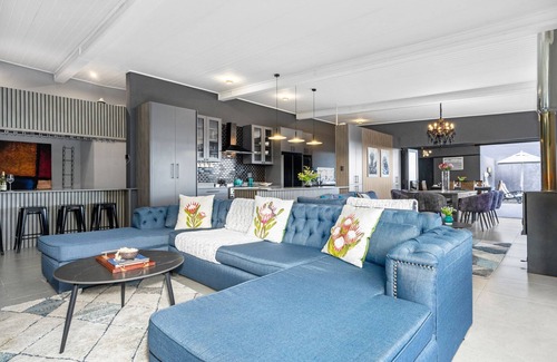 Rooiels House | Red River Valley - Three Bedroom House, Sleeps 6