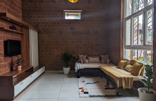 Virarajendrapet Villa | Red Rock Villa: Your Ultimate Holiday Home in the Heart of Coorg