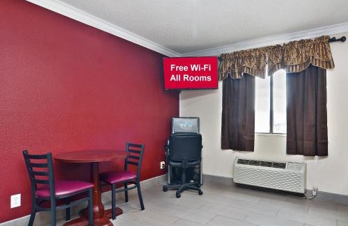 Binghamton Hotel | Red Roof Inn Binghamton North