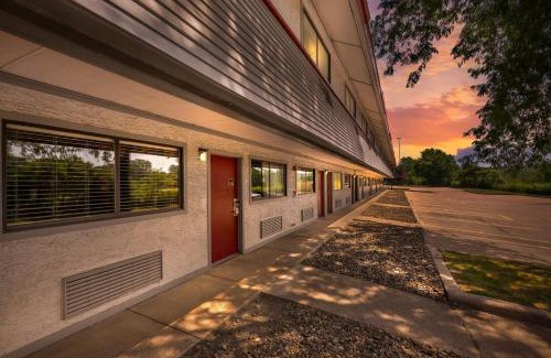 Erie Hotel | Red Roof Inn Erie – I-90