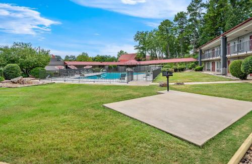 Hot Springs Hotel | Red Roof Inn Hot Springs