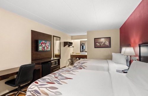 Lansing Hotel | Red Roof Inn Lansing East – MSU