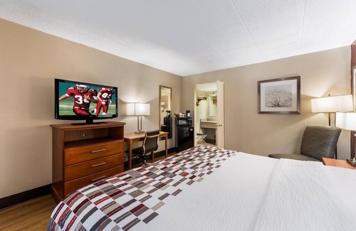 Morton Grove Hotel | Red Roof Inn Morton Grove