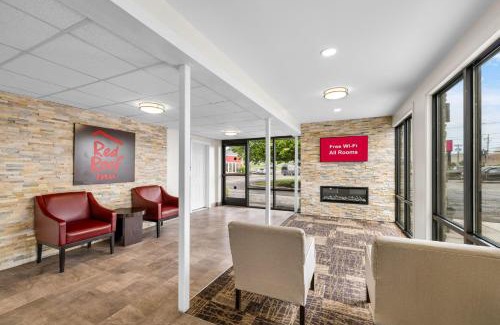 Niagara Falls Hotel | Red Roof Inn Niagara Falls