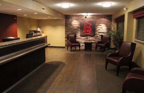 West Springfield Hotel | Red Roof Inn PLUS+ West Springfield