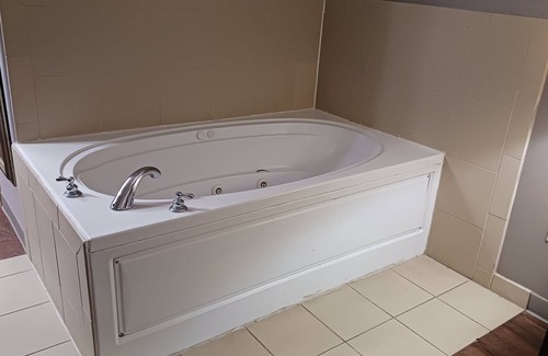 Midland Hotel | Red Roof Inn & Suites Midland