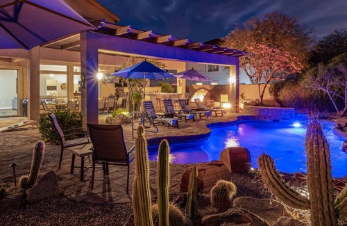 Las Sendas House | Red Skies at Night - Private Htd Pool & Spa, pool table, bikes, King beds & TVs!