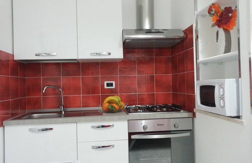 Casa Santa Apartment | RED TULIP APARTMENT WI-FI BICYCLES FREE