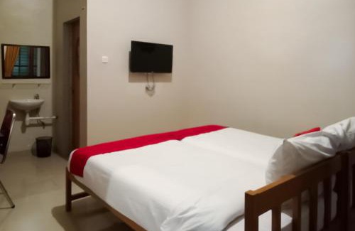 Medan Hotel | RedDoorz At Joyce Guest House Medan