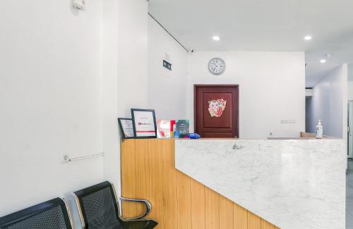 Medan Hotel | RedDoorz at Seindo Hotel Medan