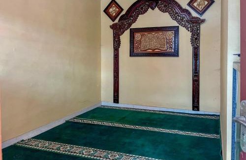 Ngaglik Hotel | RedDoorz Near Alun Alun Kota Wisata Batu