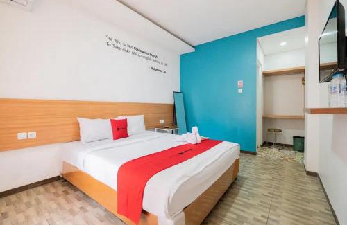 Oro Oro Ombo Hotel | RedDoorz near Jawa Timur Park 2