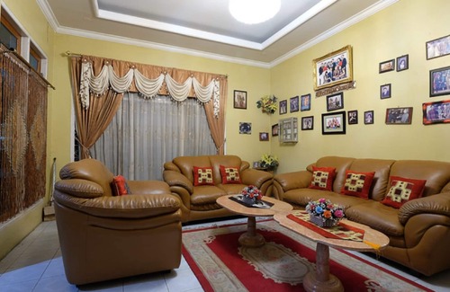 Kupang House | RedDoorz near Mangrove Forest Kupang
