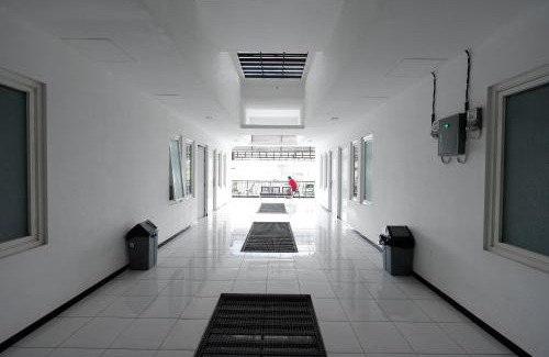 Semarang House | RedDoorz near Plaza Simpang Lima