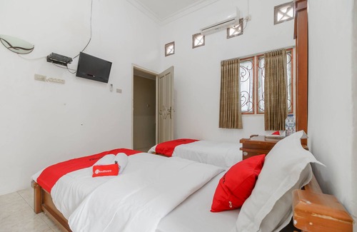 Lubuklinggau House | RedDoorz near Watervang Lubuk Linggau 2