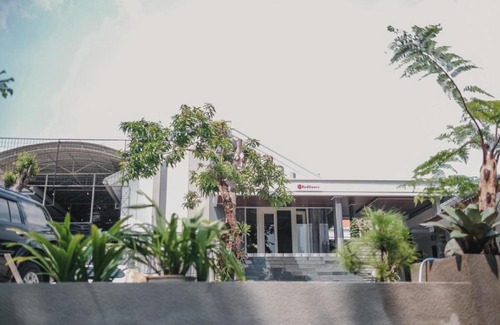 Bandar Lampung House | RedDoorz Plus @ Jalan Dr. Cipto Mangunkusumo Lampung