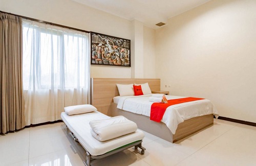 Parongpong Hotel | RedDoorz @ Sersan Bajuri Atas