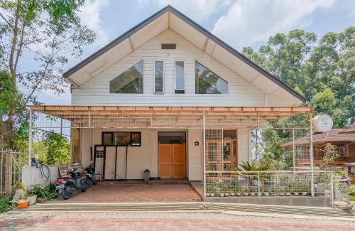 Parongpong Hotel | RedDoorz Syariah at Eco Pesantren Daarut Tauhid