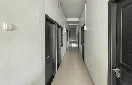 Tembalang Hotel | RedDoorz Syariah near UNIMUS 2 Semarang