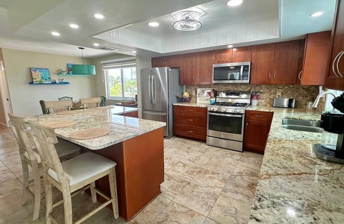 Laguna Shores House | Redfish Retreat - South End Pool Home
