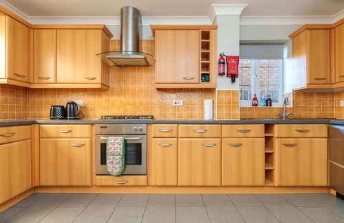 York House | Redgrave Detached home with free parking