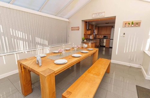 York House | Redgrave Detached home with free parking