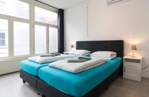 Red Light District Apartment | RedLight District Private Smokers Friendly Studio