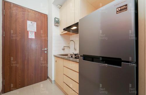 Bekasi Barat Hotel | RedLiving Apartemen Grand Kamala Lagoon - Aoklah Property Tower Barclay North