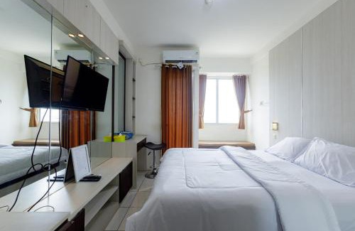 Cikarang Apartment | RedLiving Apartemen Riverview Residence - UV Rooms Tower Mahakam with Netflix