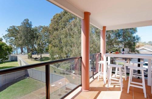 Soldiers Point House | Redman Views Unit 1