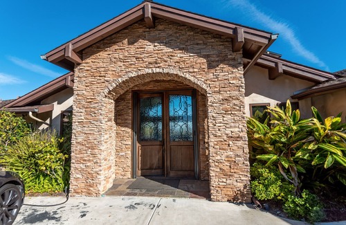 La Jolla Heights House | Reduced - NEW LISTING! La Jolla Shore Family Retreat with Pool and Sauna!