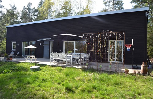 Nacka Municipality Villa | REDUCED PRICE!Modern house. Unique unspoilt location near Stockholm, lake and archipelago