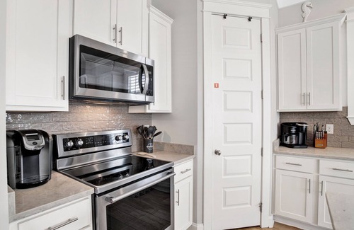 Orange Beach House | Reduced Rate! Salty Mermaid *Pet-Friendly, Pool, Beach Access*
