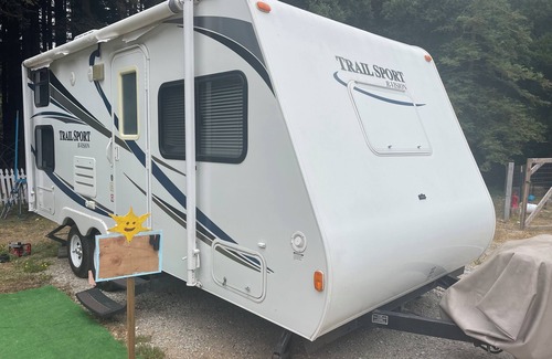 Gilroy House | Redwood RV Retreat: Trampoline, Animals & Family Fun