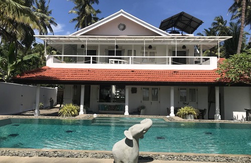 Matara Villa | Reef House - Family beach villa with pool
