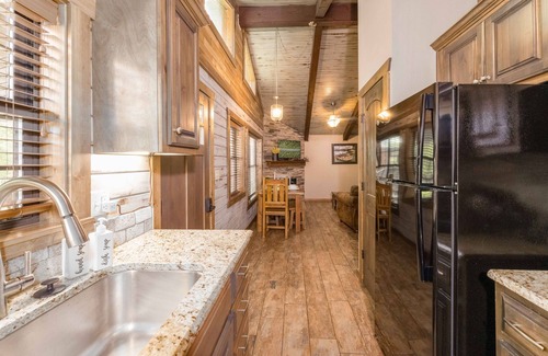 Indian Point Cabin | Reel ‘em Inn! Private Lakefront Cabin w/boat slip!