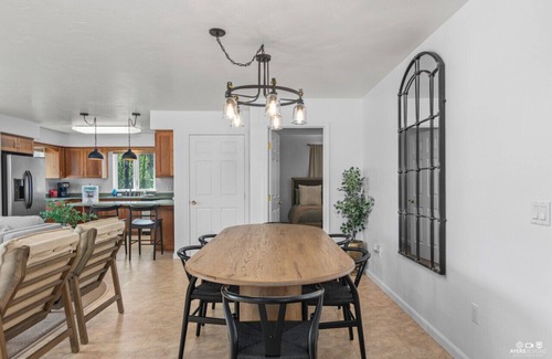 Soldotna House | Reel & Relax Riverfront Paradise