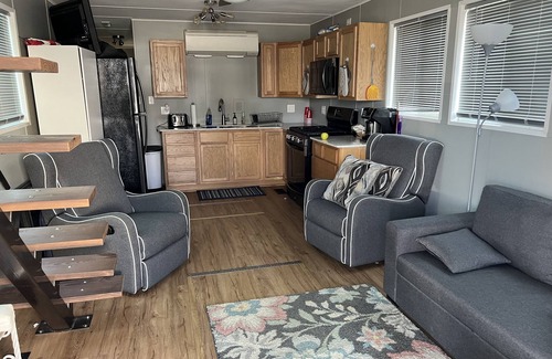 Venice House | Reel Therapy 3 bedroom houseboat