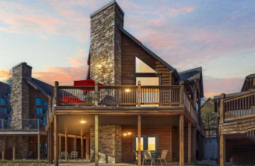 Branson House | Reeled Inn Lodge Lakefront