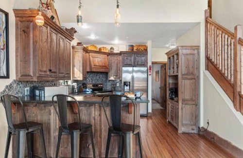 Branson House | Reeled Inn Lodge Lakefront