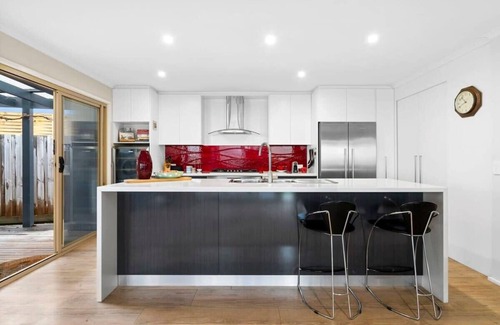 Clifton Springs House | ReelKeen on the Bellarine I Water Views with Beach Access
