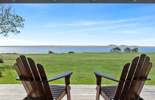 Clifton Springs House | ReelKeen on the Bellarine I Water Views with Beach Access
