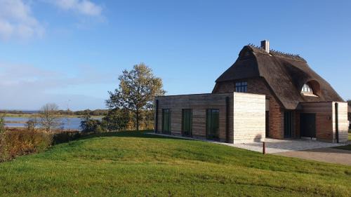 Nieby House | Reetdorf Geltinger Birk Atelierhaus Ufersaum