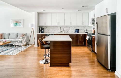 Glendale Apartment | Refined 1BR in Glendale with Tons of Amenities