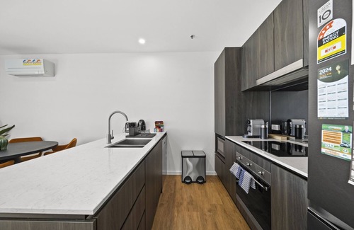 Belconnen Apartment | Refined 2-Bed With Luxurious Building Amenities