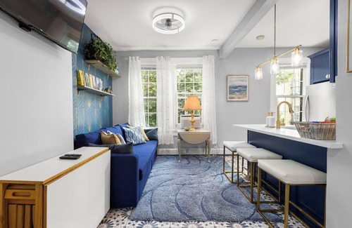 McGinley Square Apartment | Refined 2BR Free Parking Easy PATH to NYC