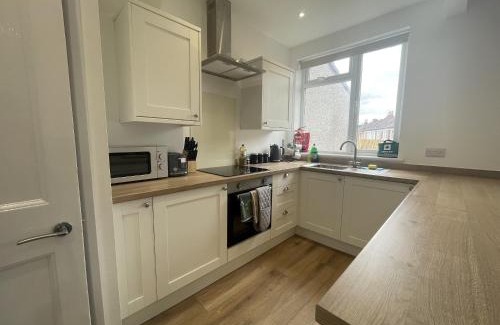 Bristol House | Refined Comfort in the Heart of Bedminster