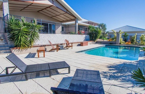 Agnes Water House | REFLECTIONS Agnes Water - pet friendly with pool