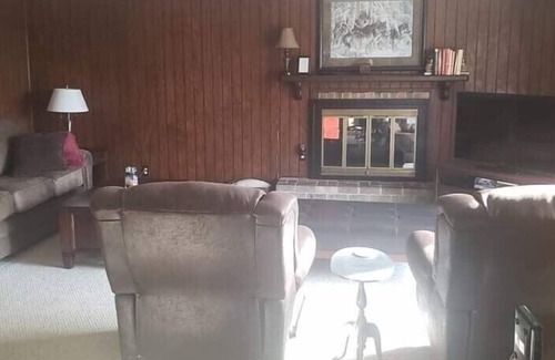 Seven Springs Condo | Refresh and Relax in Seven Springs